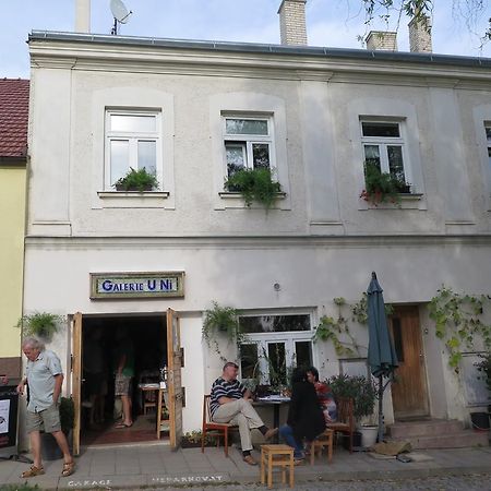 Apartman Havenatura Mikulov Eksteriør bilde