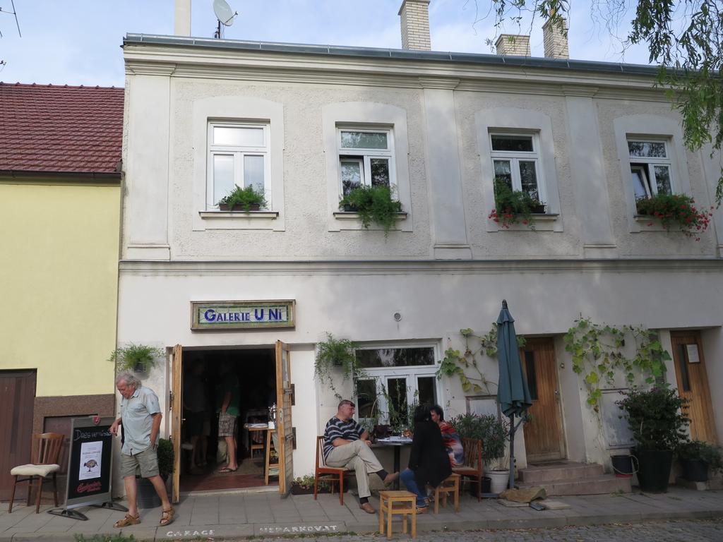 Apartman Havenatura Mikulov Eksteriør bilde